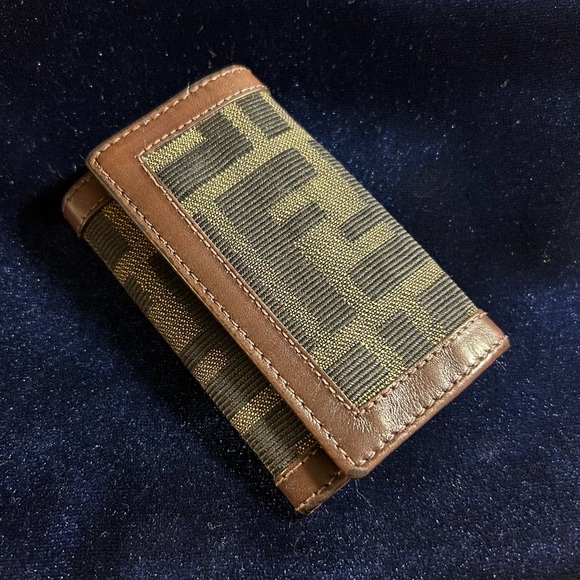 FENDI Keys Holder - Picture 7 of 10